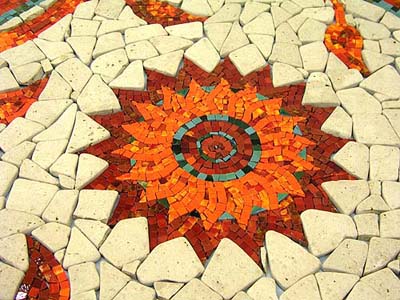 Мозаика из камня и смальты в галерее Керамос